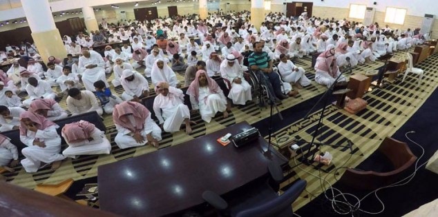 أدلة خطيب الجمعة لإقناع المصلين 